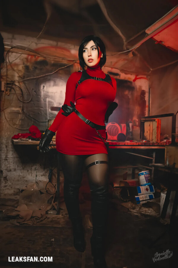 Danielle Vedovelli - Ada Wong - 2