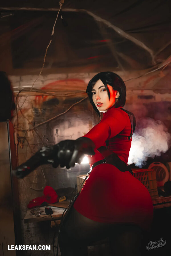 Danielle Vedovelli - Ada Wong - 15