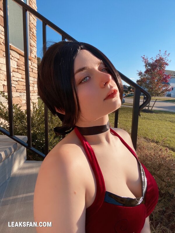 Linneas Life - Ada Wong - 0