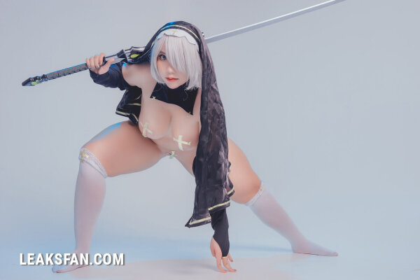 QUEENIE - my happiness is to show you these lewd pics (Nier Automata) - 0