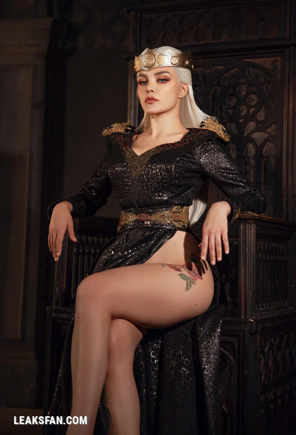 Kalinka Fox - Rhaenyra Targaryen - 6