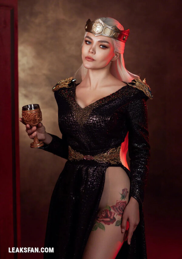 Kalinka Fox - Rhaenyra Targaryen - 43