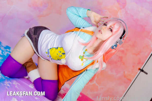 Lana Rain - Super Sonico - 14