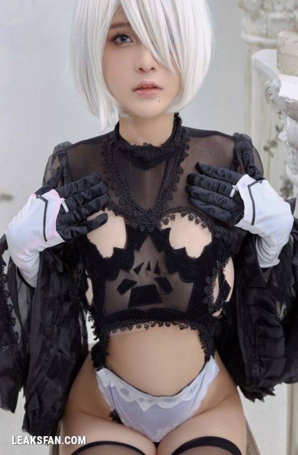 Azami - 2B (Nier Autómata) - 0