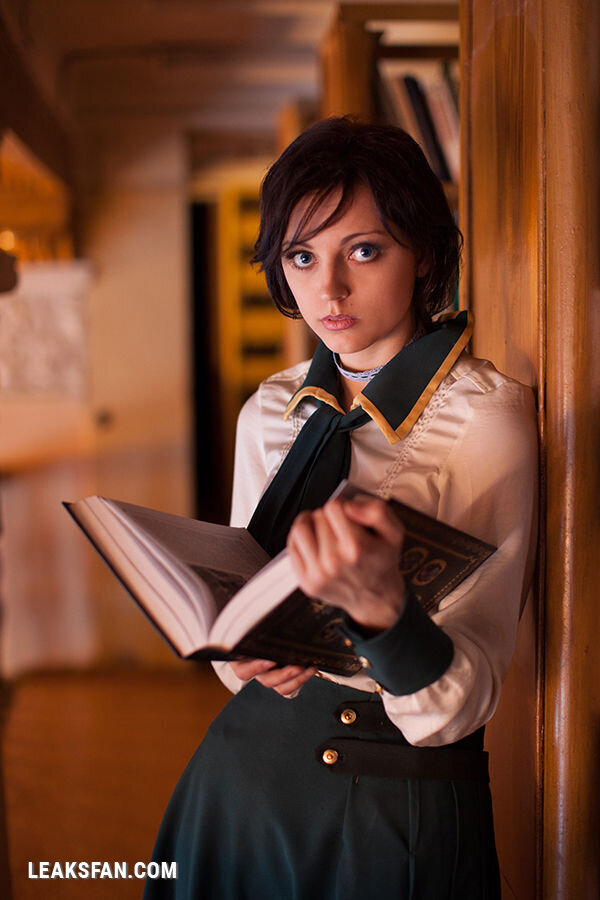 Elizabeth (Bioshock Infinite) cosplay by Ormeli! - 12