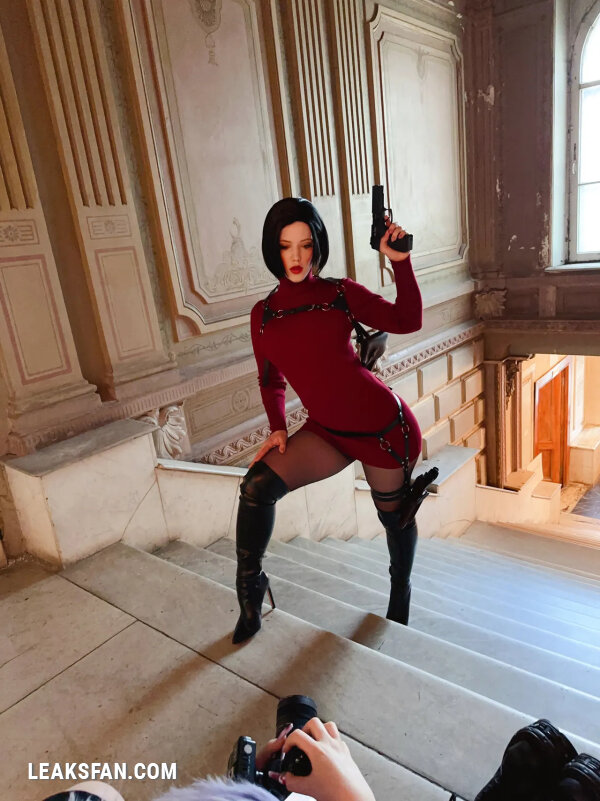 Lada Lyumos - Ada Wong - 0