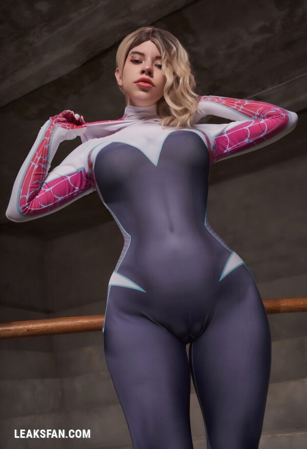 Voezacos - Spider-Gwen - 35