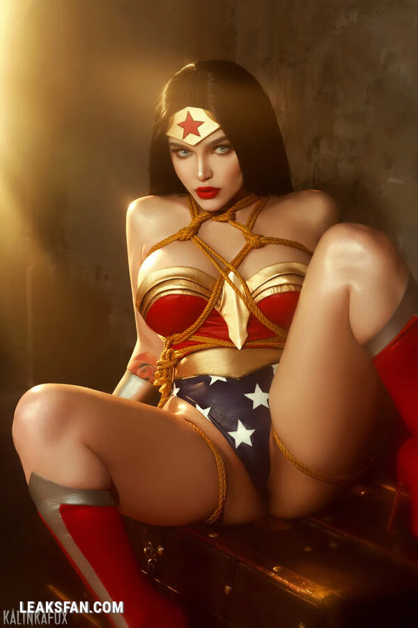 Kalinka Fox - Wonder Woman Shibari - 2